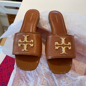 Eleanor Side By Tory Burch in Brown Leather